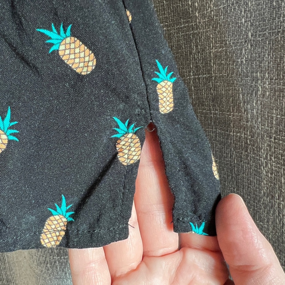 Aurora brand - Men’s short sleeve pineapple print button down shirt - size Large - Picture 6 of 12